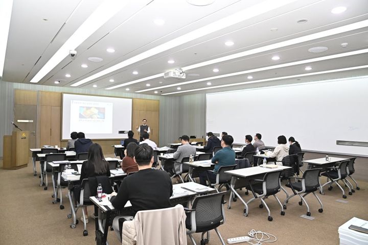 사천시의회 의정역량교육 현장 사진 2