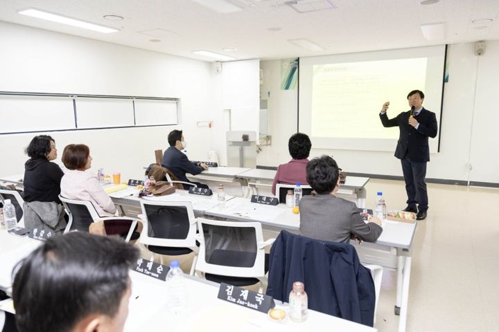 안산시의회 의정역량 강화 교육 현장 사진 4