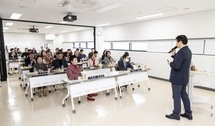 안산시의회 의정역량 강화 교육 현장 사진 1