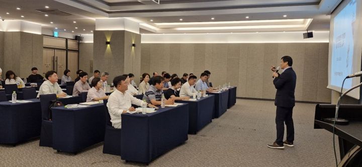 익산시의회 의정역량 강화교육 현장 사진 2
