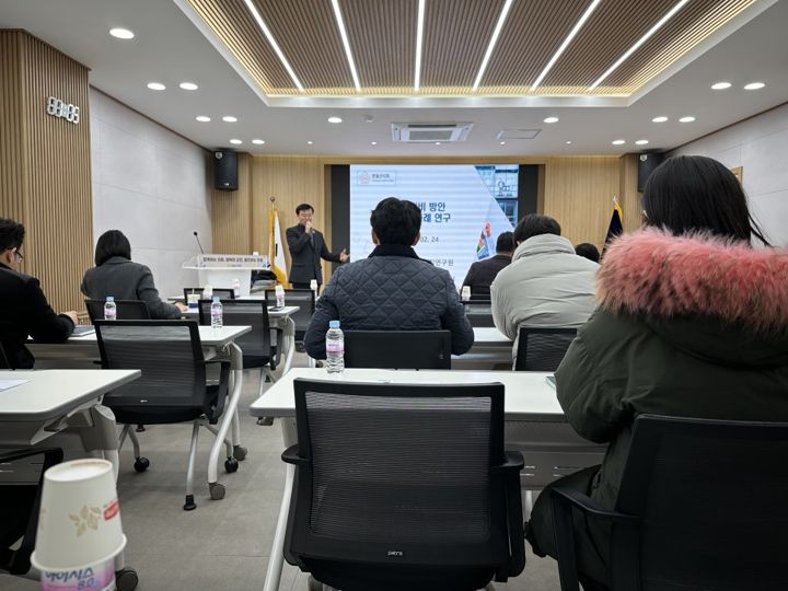 영월군의회 의정역량 강화교육 현장 사진 1