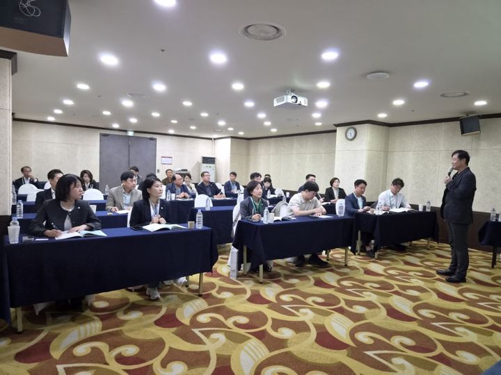 익산시의회 예산심의기법 교육 현장 사진 1